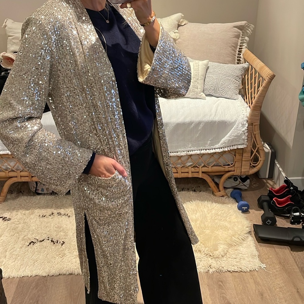 Micro sequined duster
